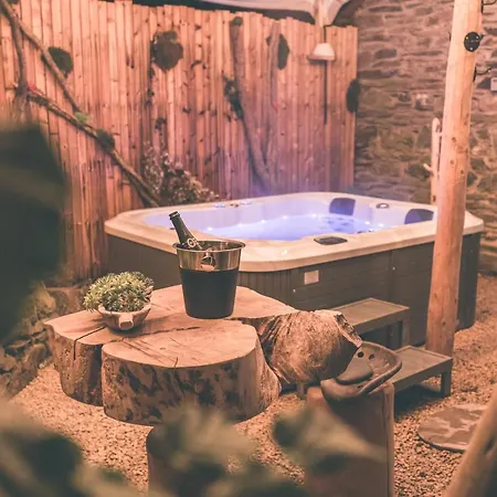 Romantic Getaway - Sauna And Jacuzzi - El Clandestino Stoumont Buitenkant foto