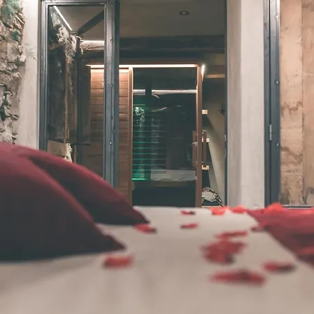 Romantic Getaway - Sauna And Jacuzzi - El Clandestino Stoumont Buitenkant foto