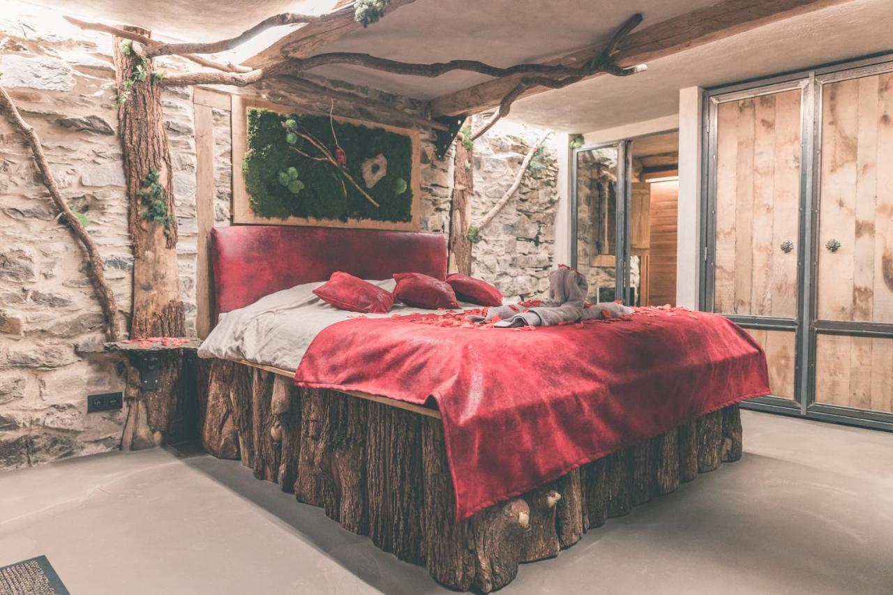 Romantic Getaway - Sauna And Jacuzzi - El Clandestino Hébergement de vacances Stoumont